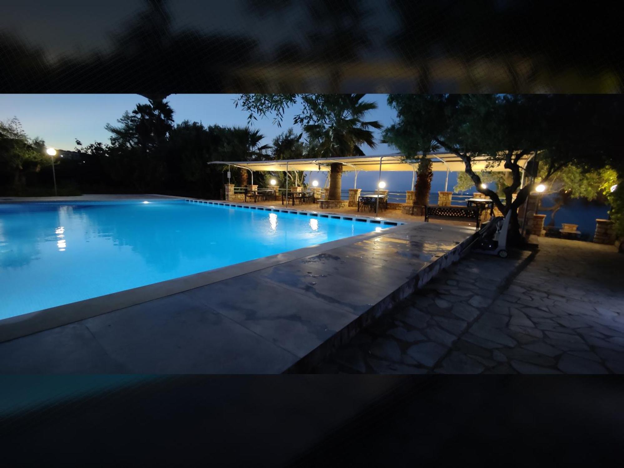Arokariapartments Koróni Екстериор снимка