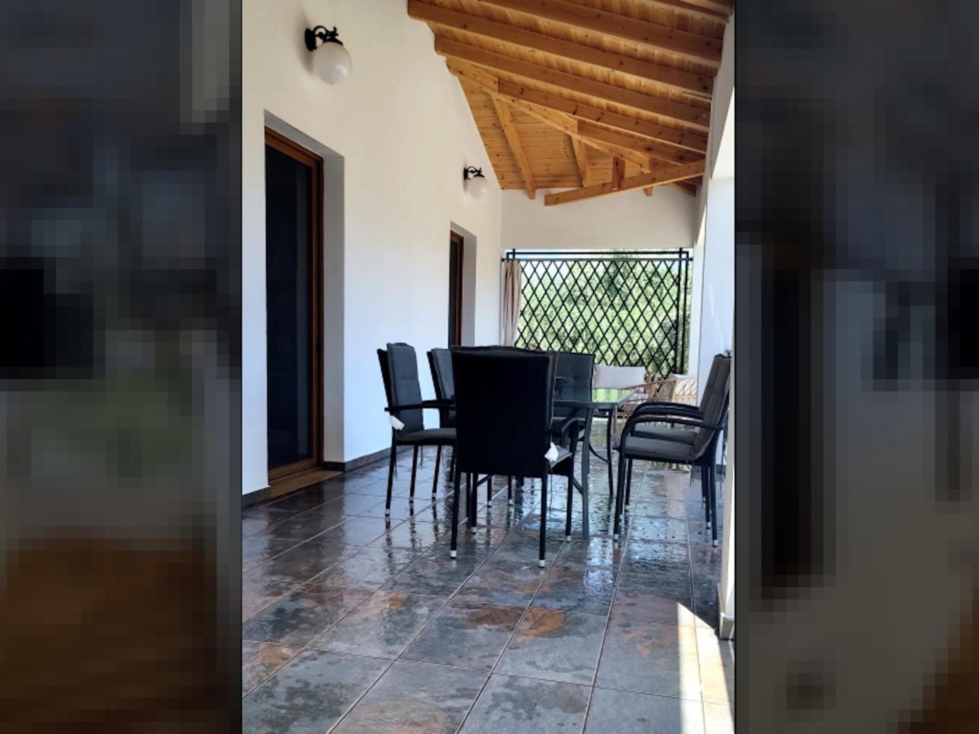 Arokariapartments Koróni Екстериор снимка